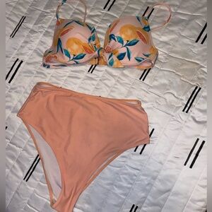 ☀️Peach and Floral Bikini NWOT!☀️